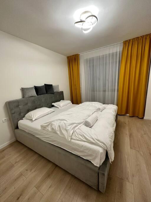 Ultracentral Luxury Apartament