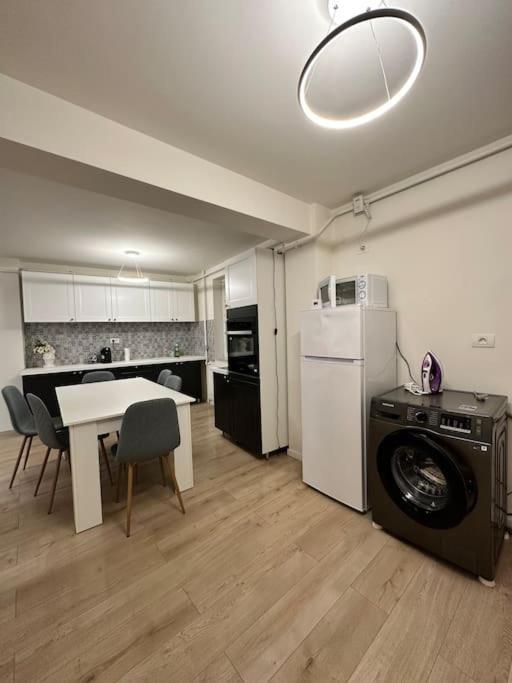 Apartment Ultracentral Luxury Apartament *